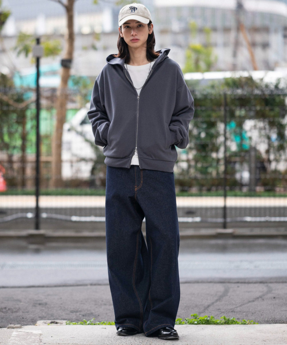 チャコール モデル：175cm L着用