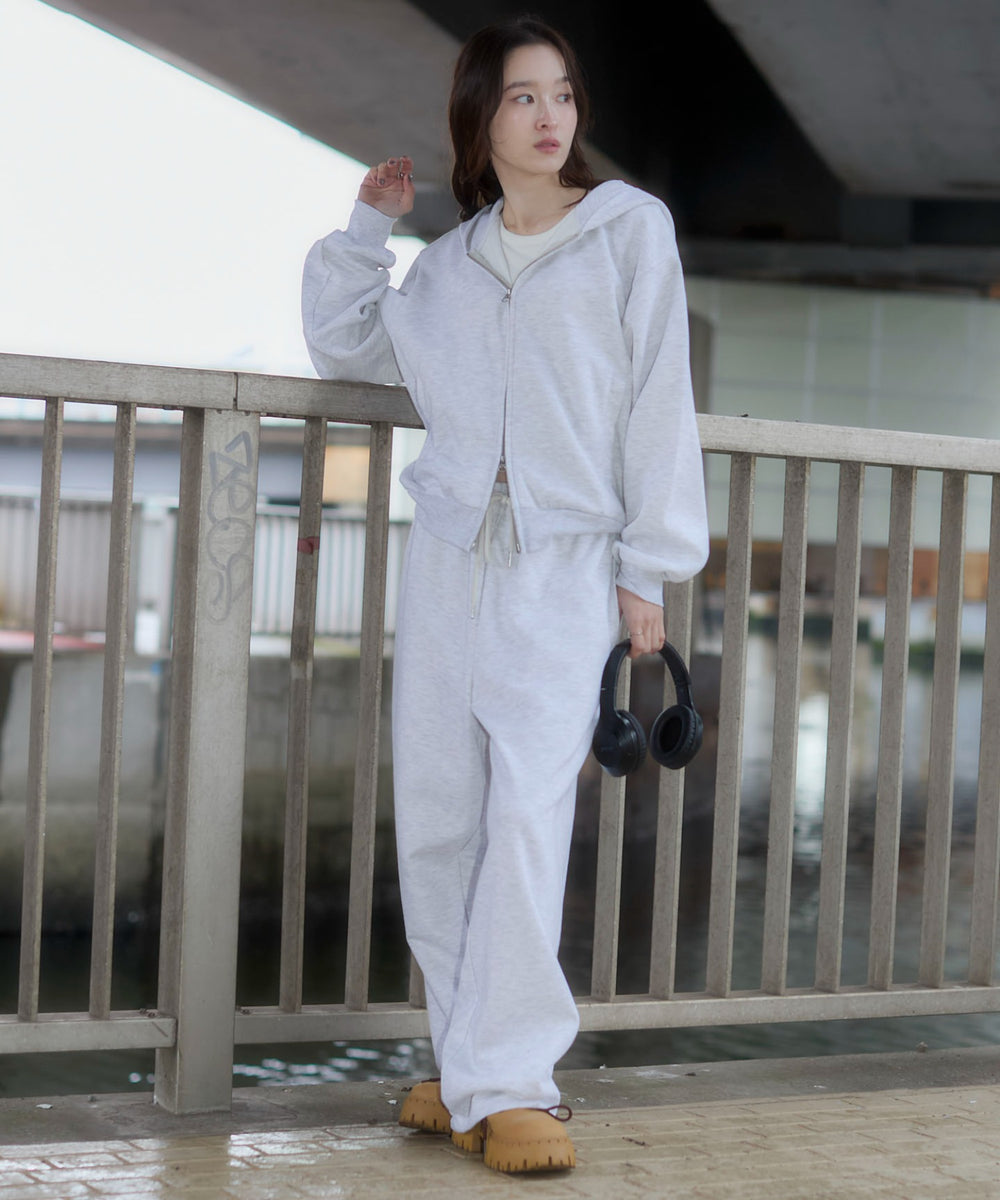 アッシュグレー　モデル：163cm S着用