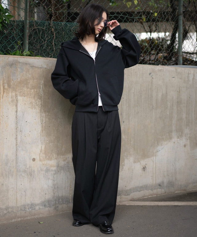 ブラック モデル：175cm L着用