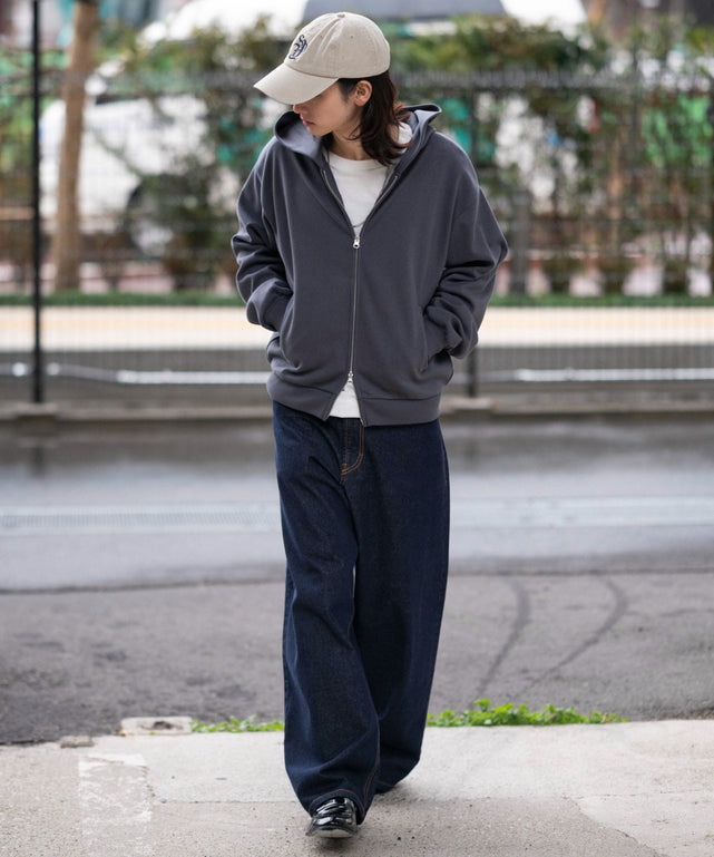 チャコール モデル：175cm L着用