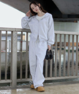 アッシュグレー　モデル：163cm S着用