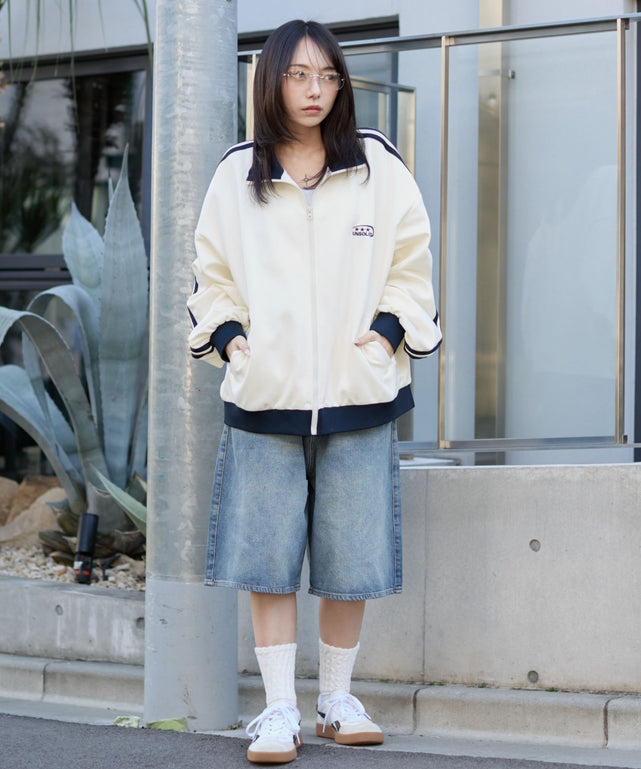 オフホワイト モデル：159cm L着用