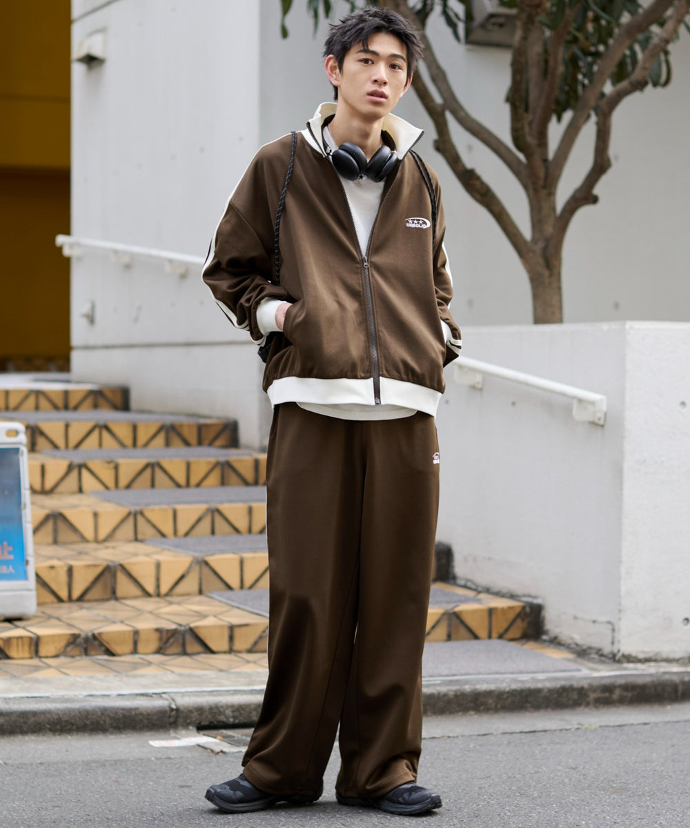 ブラウン モデル：181cm L着用