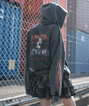 柄１　モデル：159cm M着用