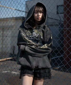 柄３　モデル：159cm M着用