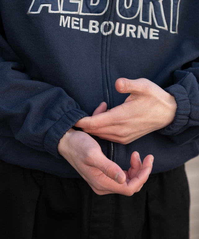 スタンドネックZIPパーカー