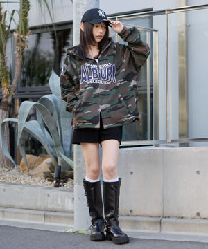 柄1 モデル：159cm L着用