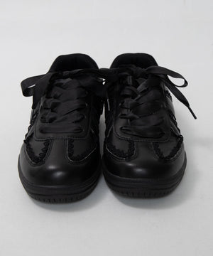 レースローカットスニーカー