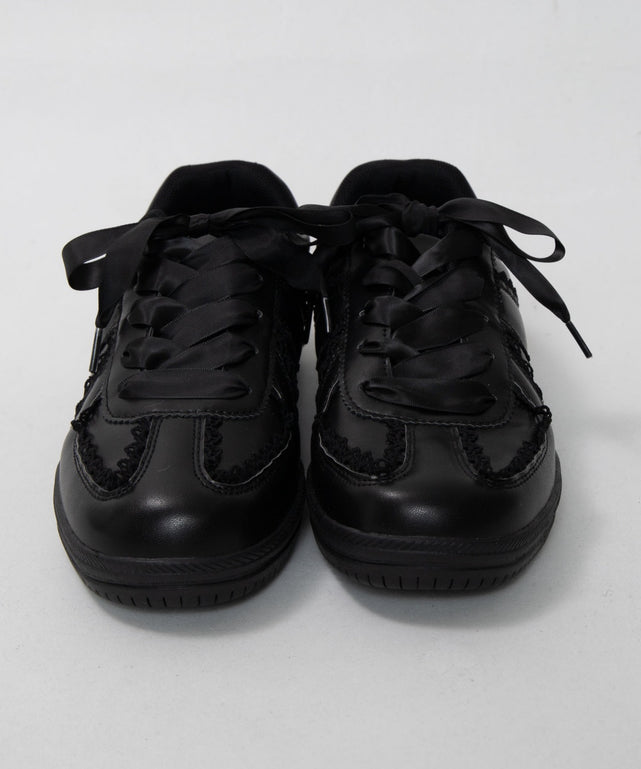 レースローカットスニーカー