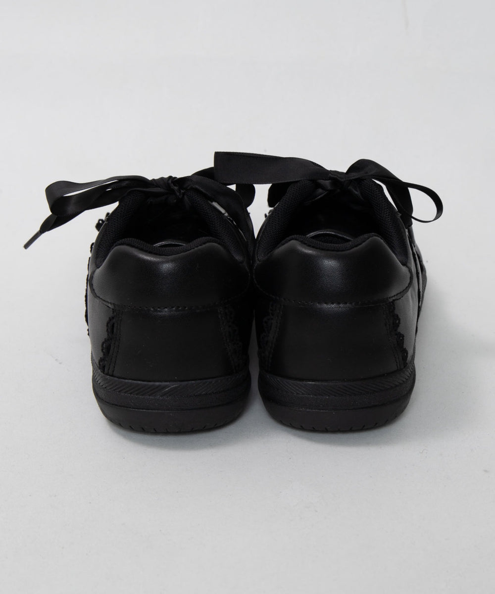 レースローカットスニーカー