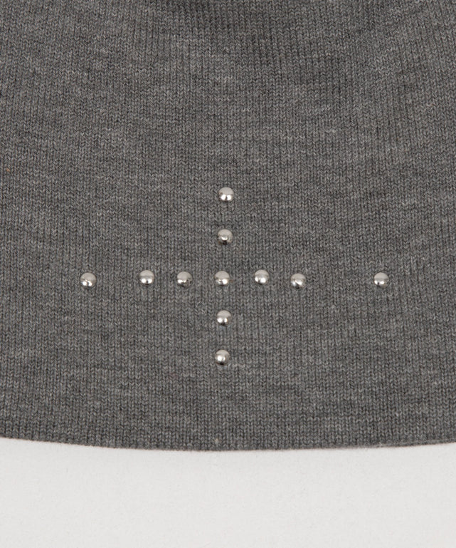 クロススタッズビーニー