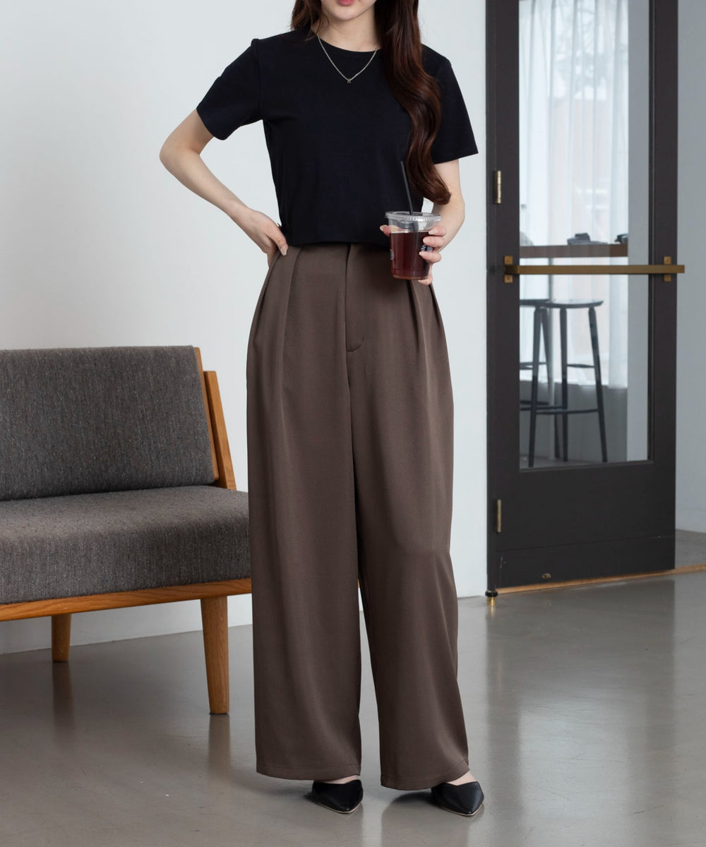 ブラック　モデル：160cm M着用