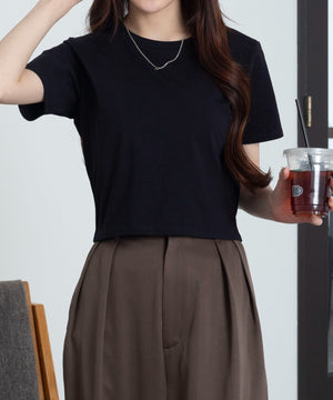 ブラック　モデル：160cm M着用