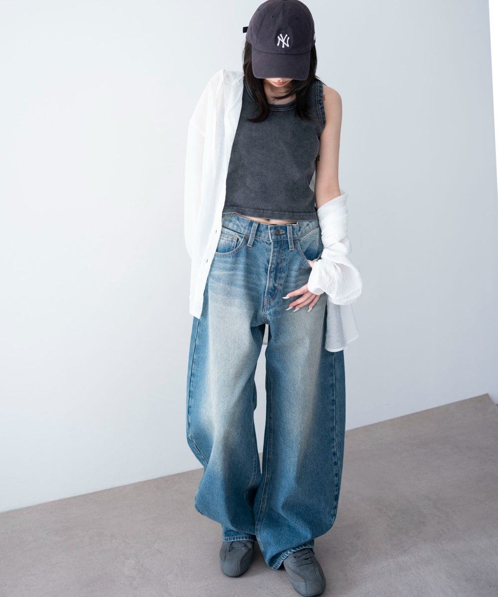 デニム中濃加工　モデル：159cm M着用