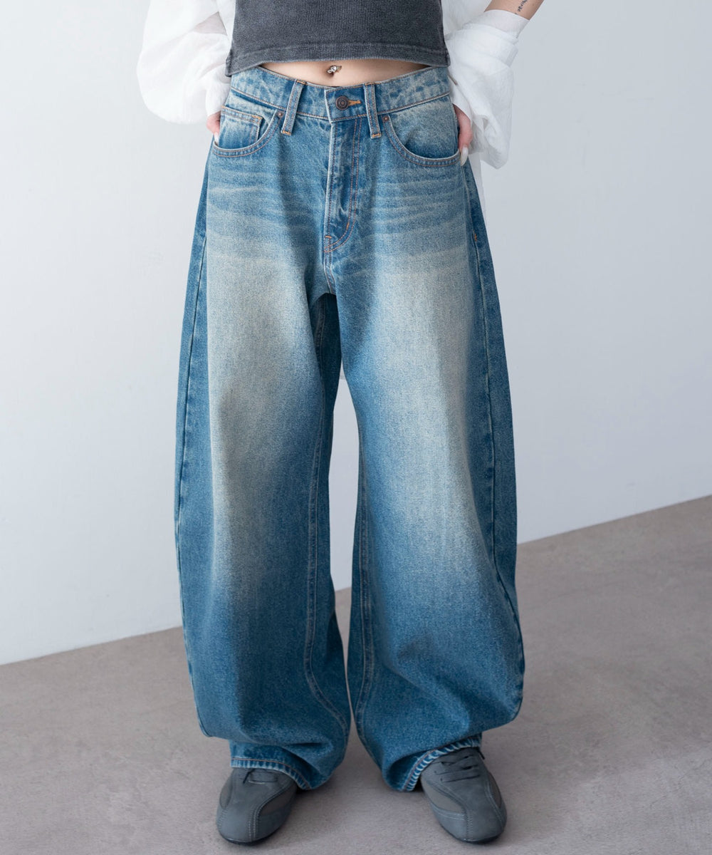 デニム中濃加工　モデル：159cm M着用