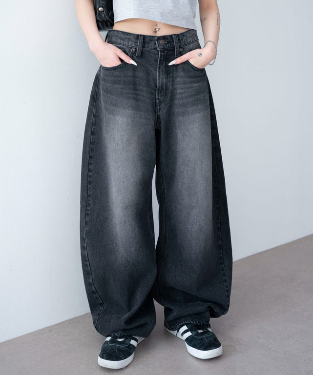 デニムブラック　モデル：159cm M着用