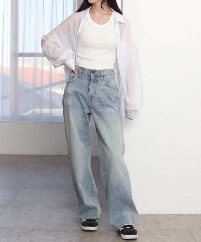 ホワイト　モデル：160cm S着用