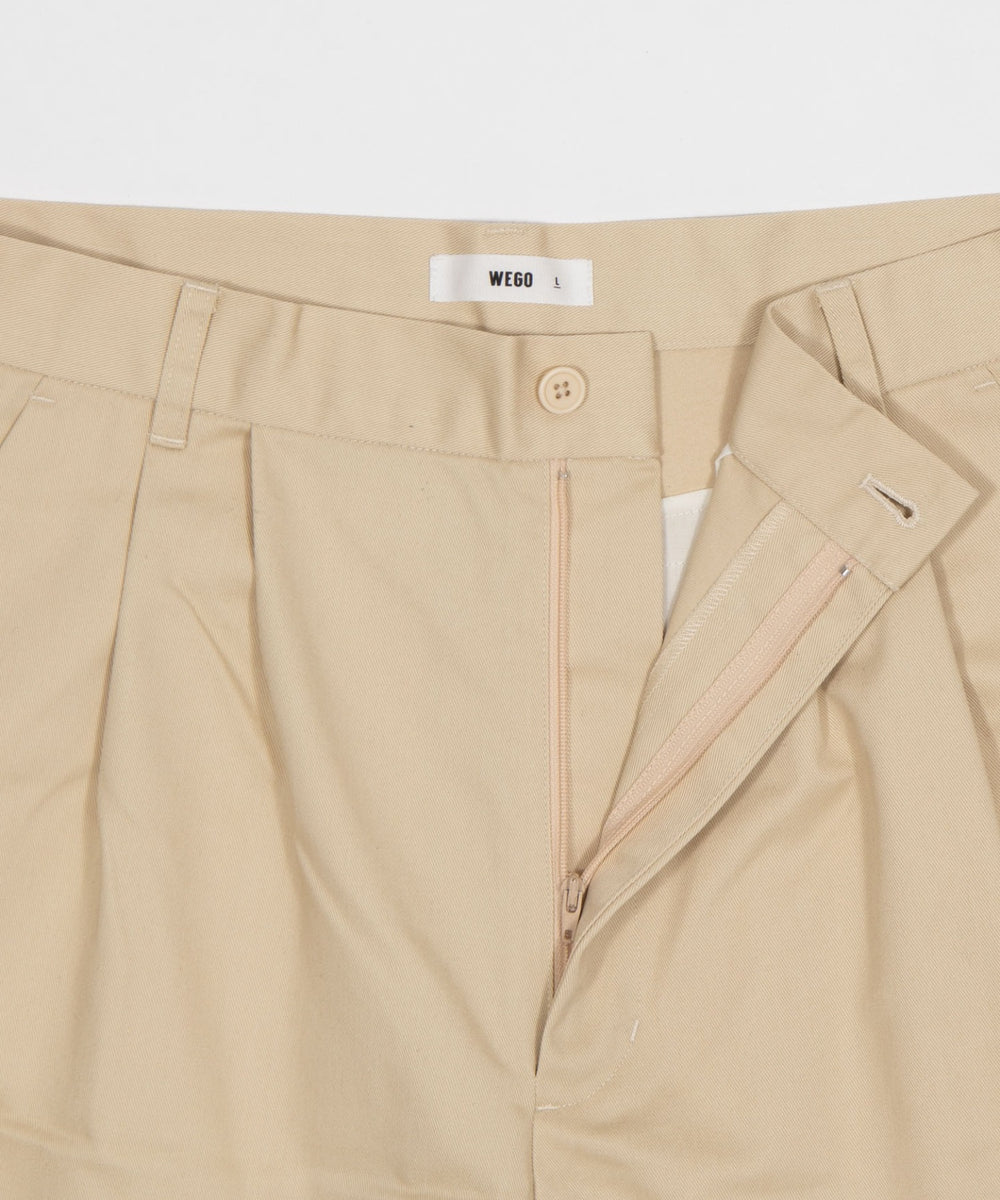 キーチャーム付きチノカーブパンツ