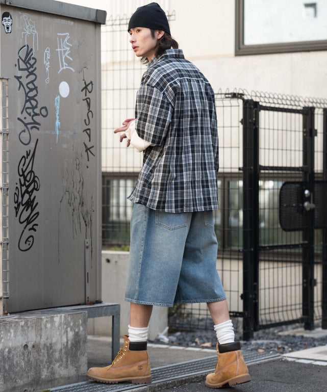 デニム中濃加工 モデル：182cm L着用