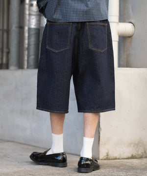 デニムインディゴ モデル：182cm L着用