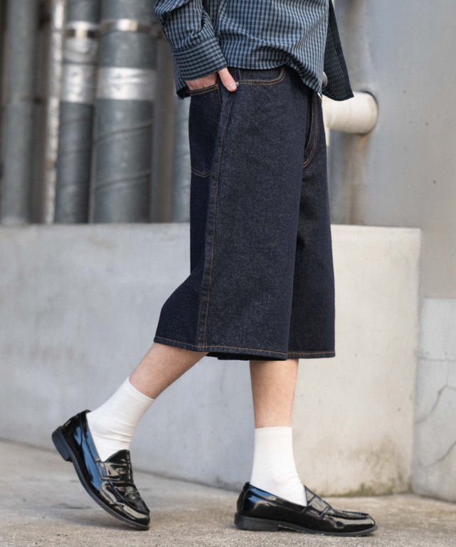 デニムインディゴ モデル：182cm L着用