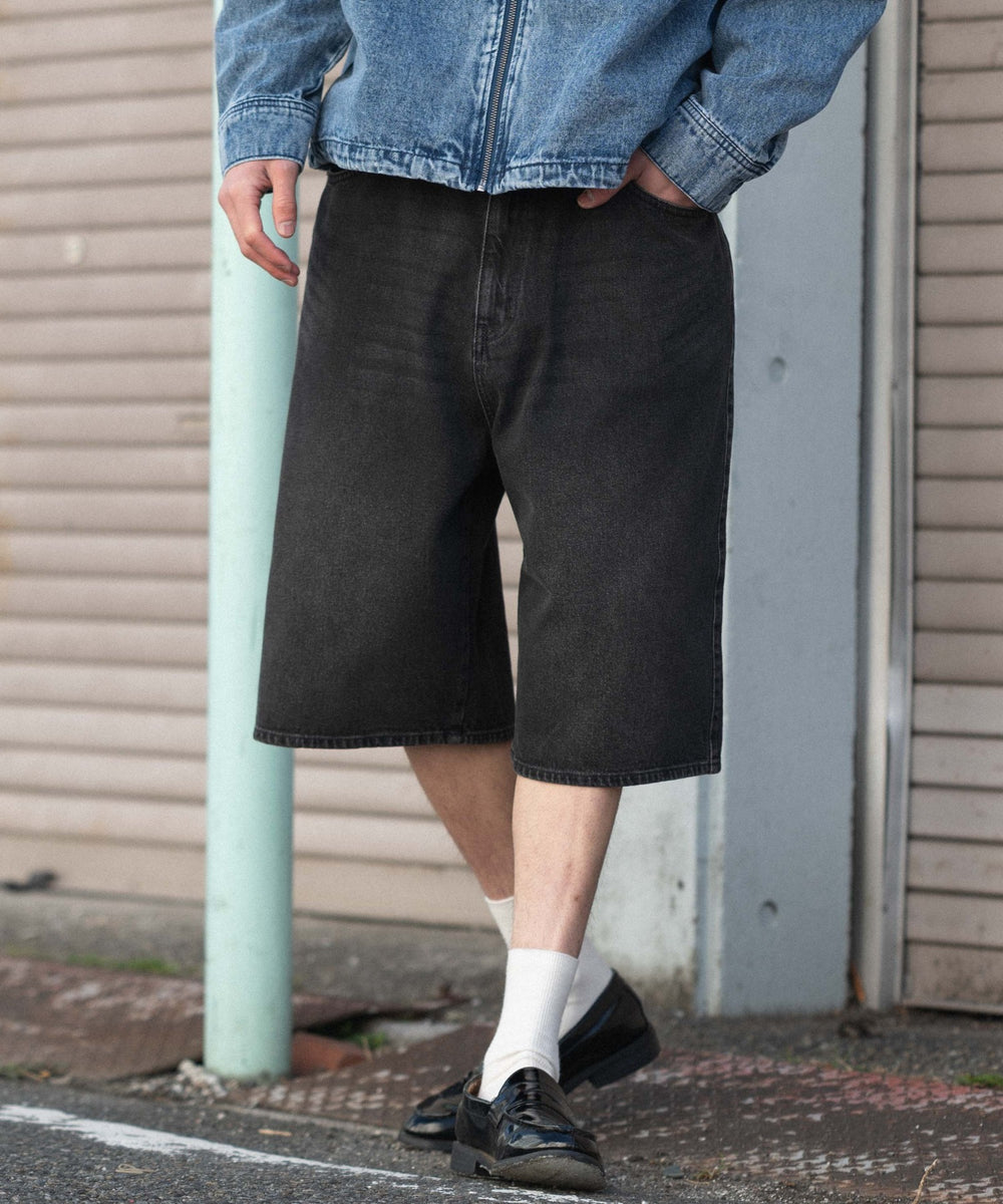 デニムブラックソノタ モデル：182cm L着用