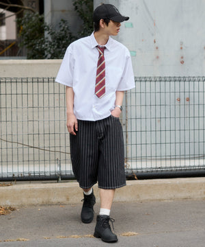 ブラックストライプ モデル：181cm L着用