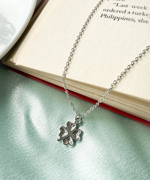 柄24：ぷっくりクローバー