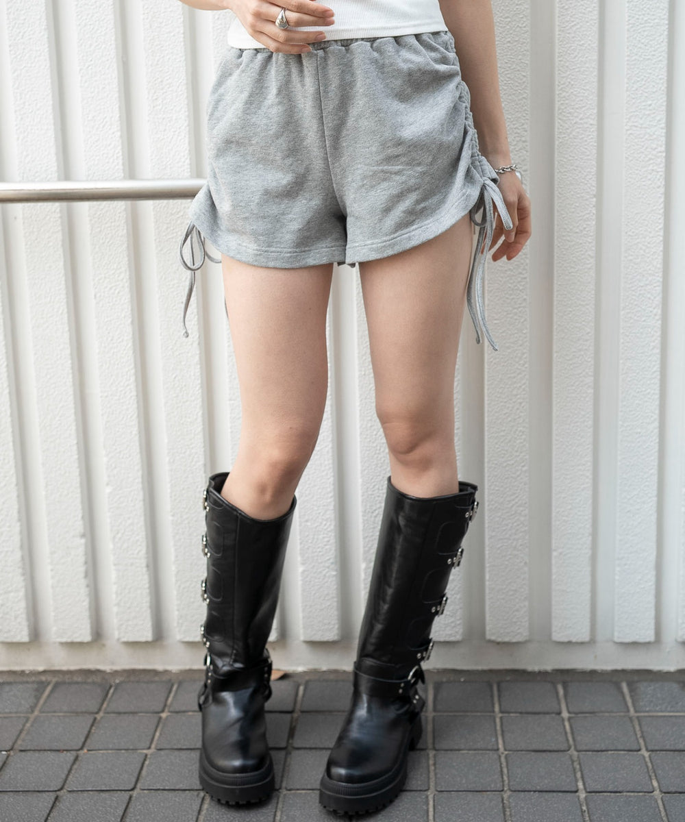 グレーソノタ　モデル：166cm F着用