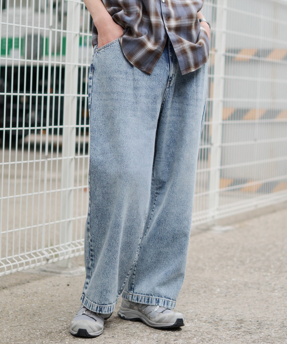 デニム淡加工 モデル：181cm L着用