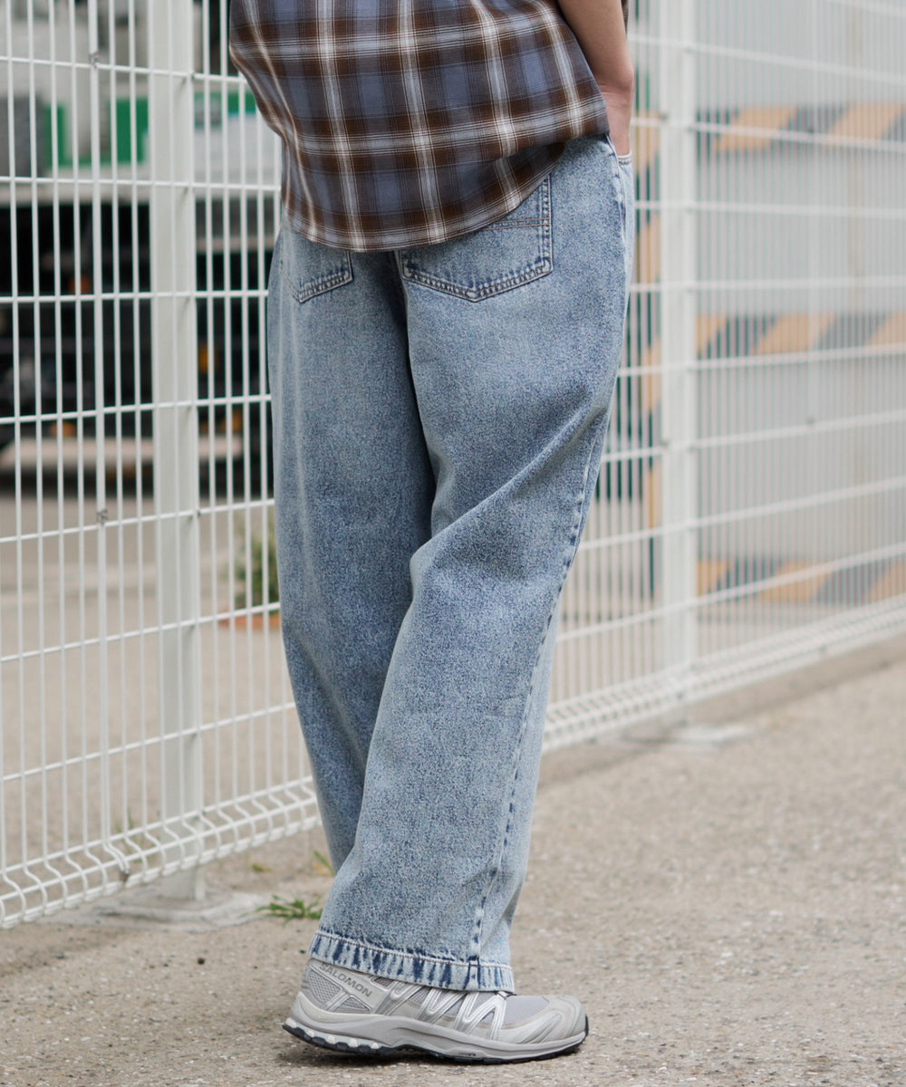 デニム淡加工 モデル：181cm L着用