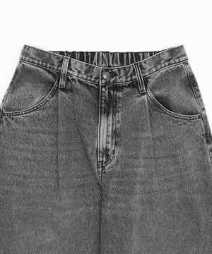 タックワイドストレートデニム