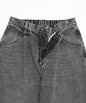 タックワイドストレートデニム
