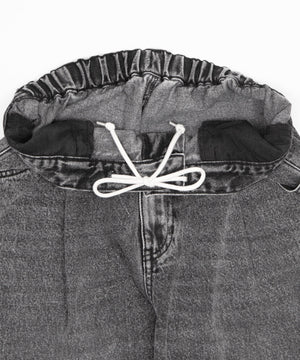 タックワイドストレートデニム