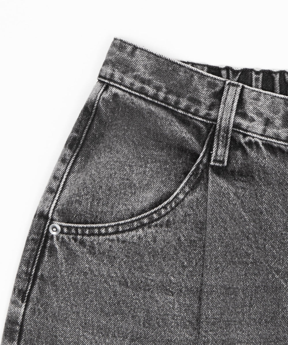 タックワイドストレートデニム