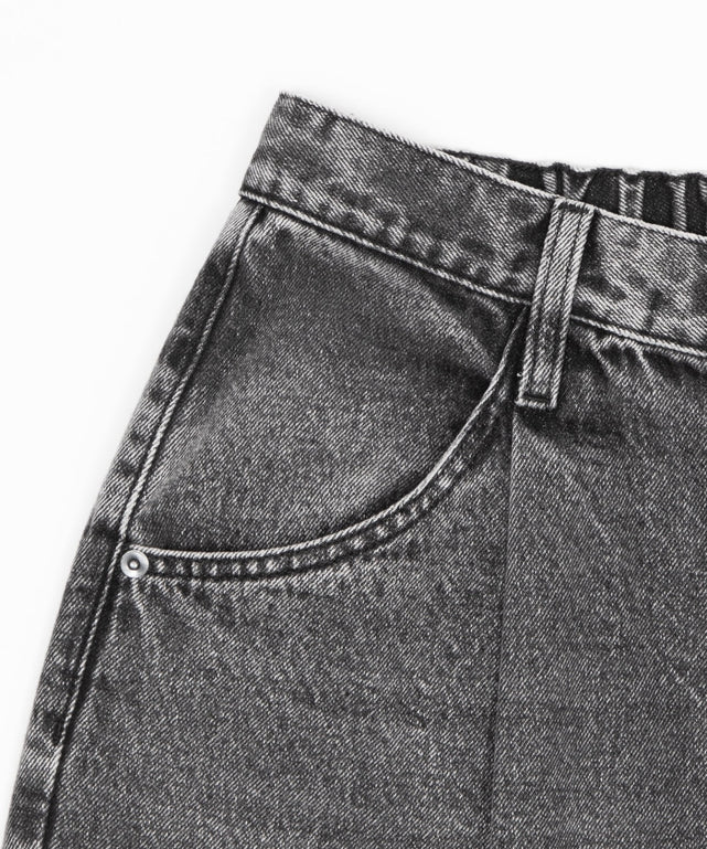 タックワイドストレートデニム