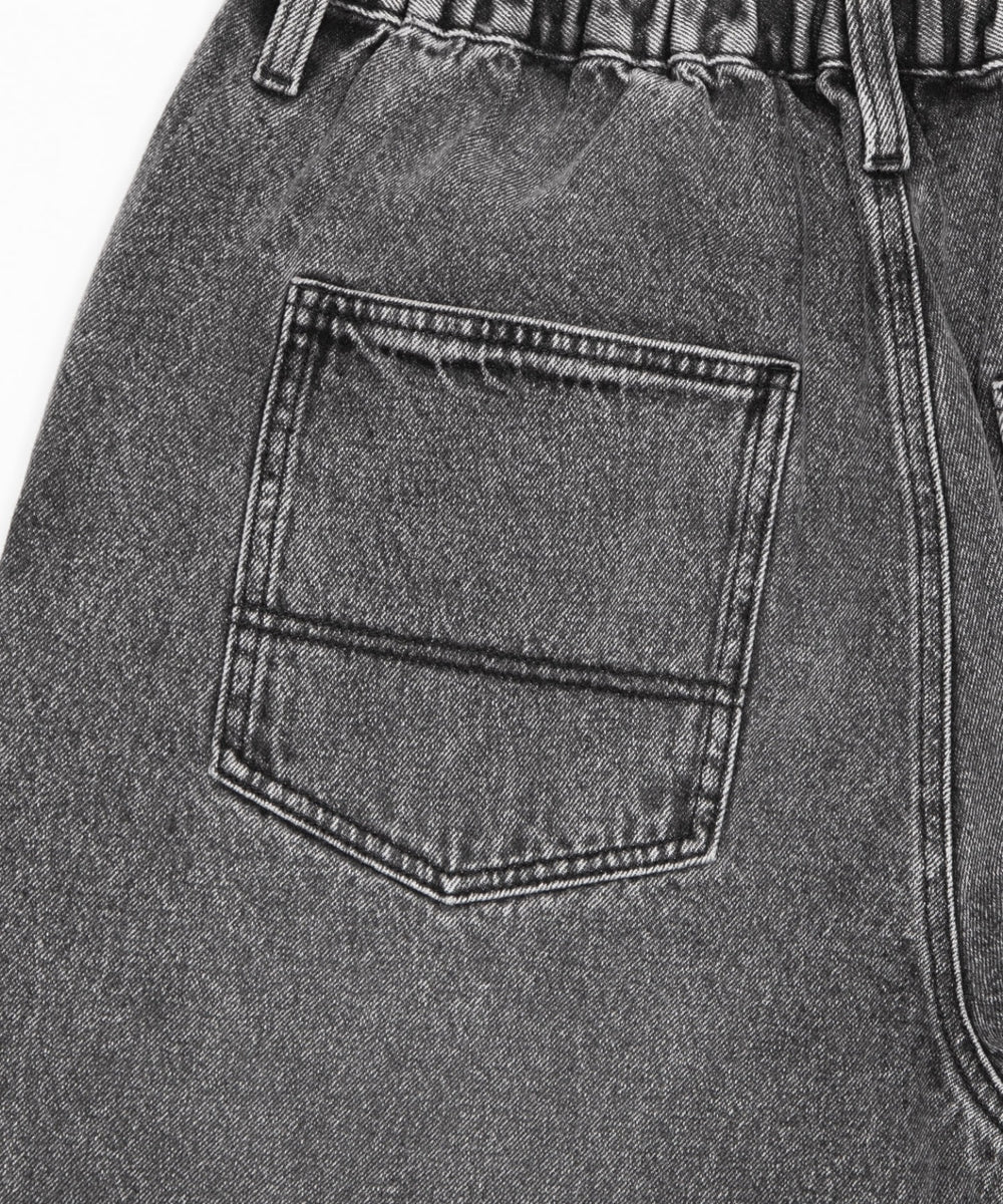 タックワイドストレートデニム