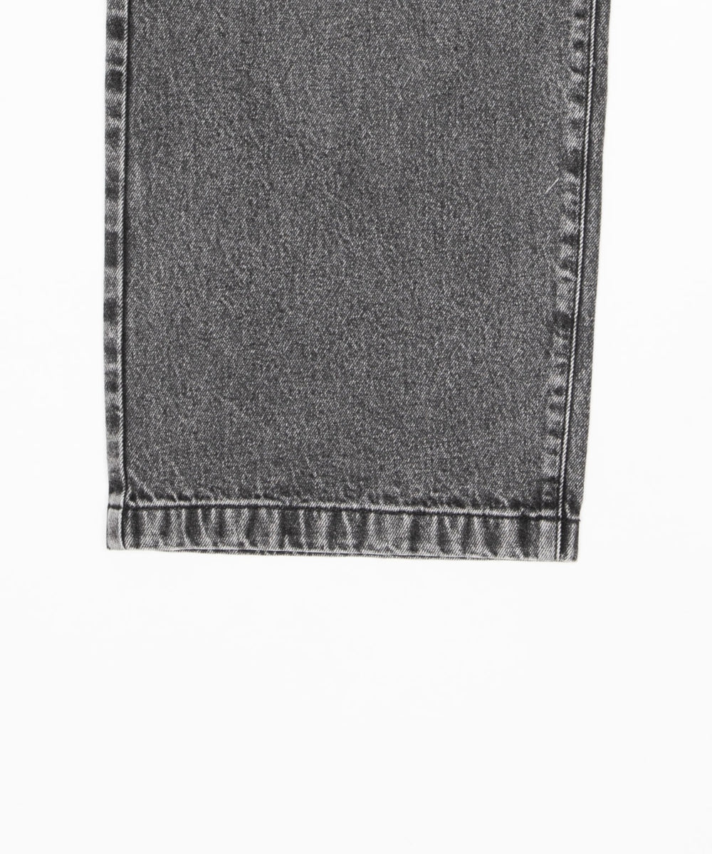 タックワイドストレートデニム