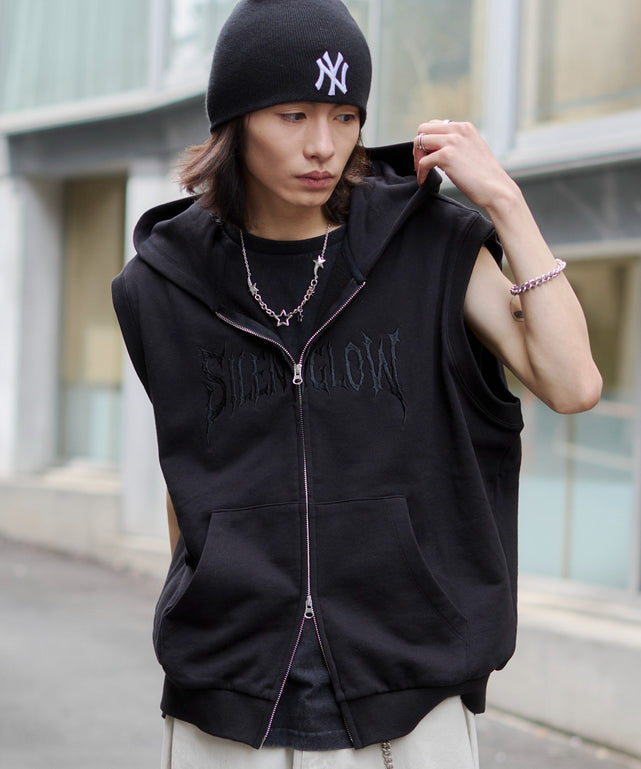 ブラック モデル：182cm L着用