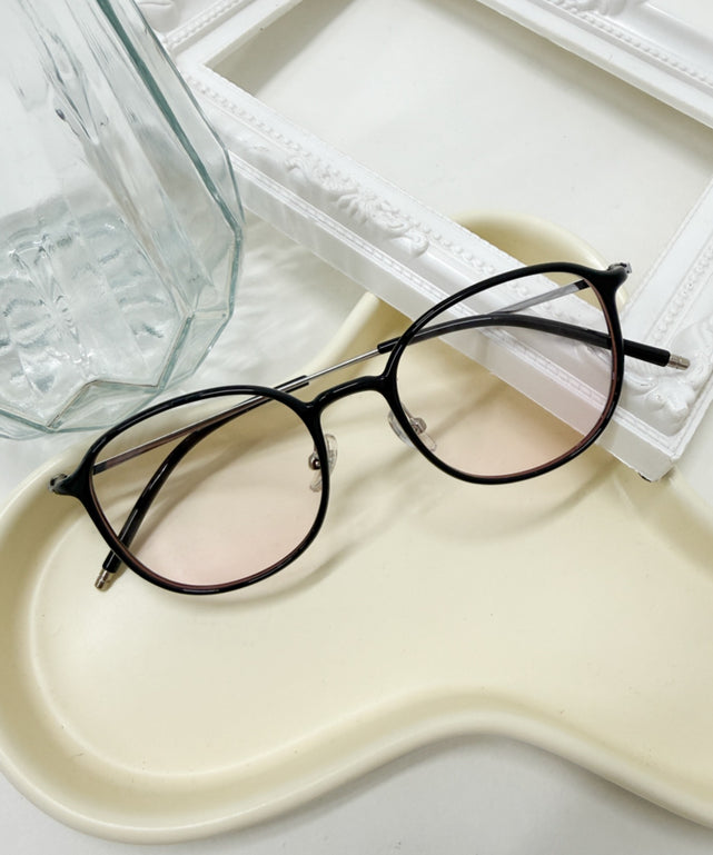 チークアイウェア/ブラック