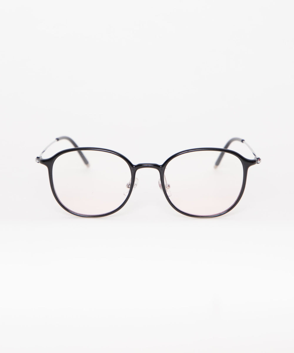 チークアイウェア