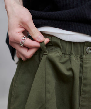 イージーサーカスパンツ