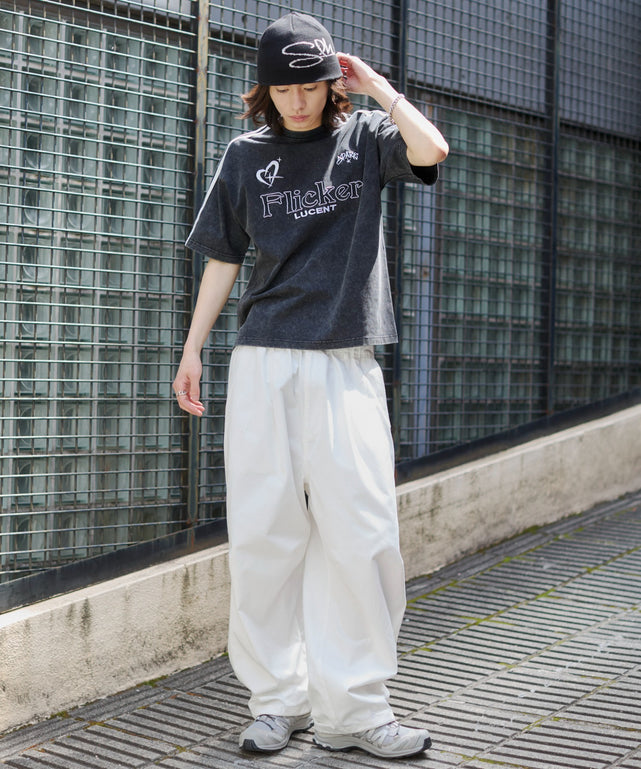 ホワイト モデル：182cm L着用