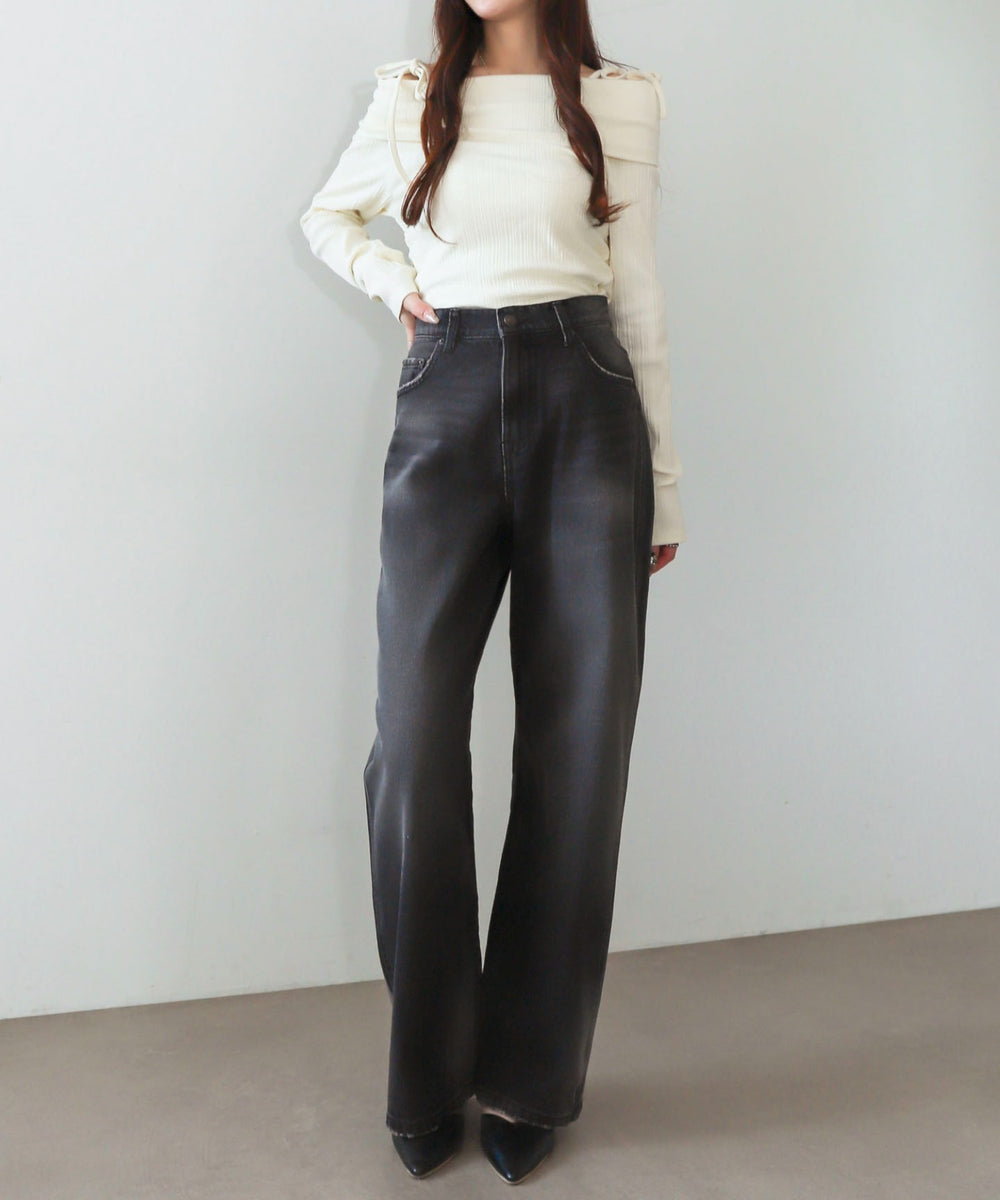 デニムブラックソノタ モデル：160cm M着用