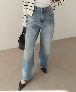 デニム中濃加工 モデル：160cm M着用