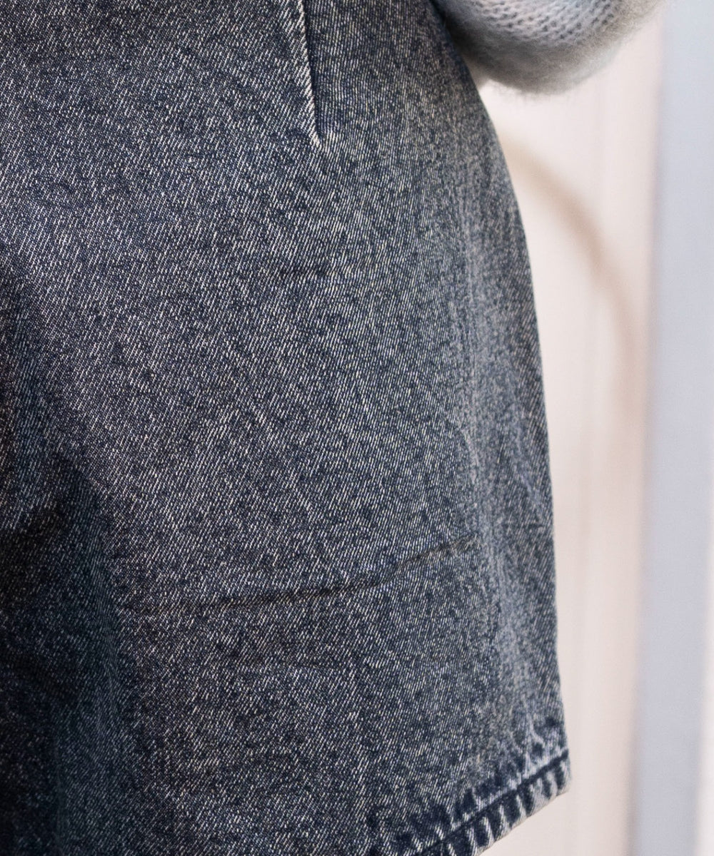 マイクロショートパンツ