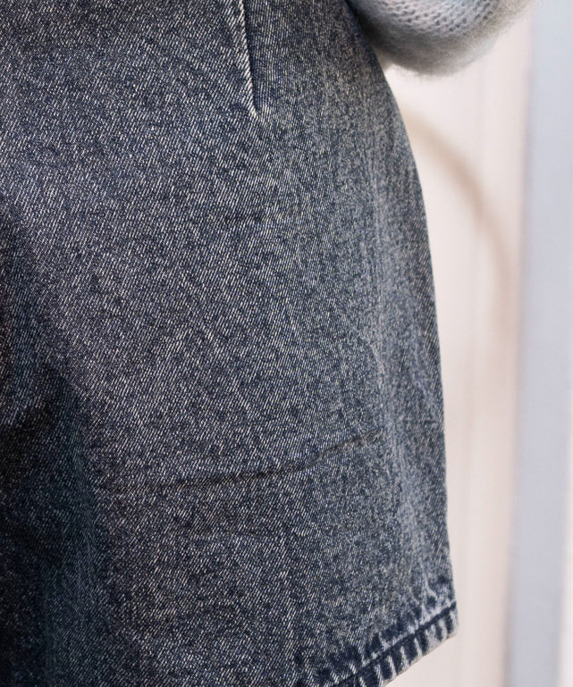 マイクロショートパンツ