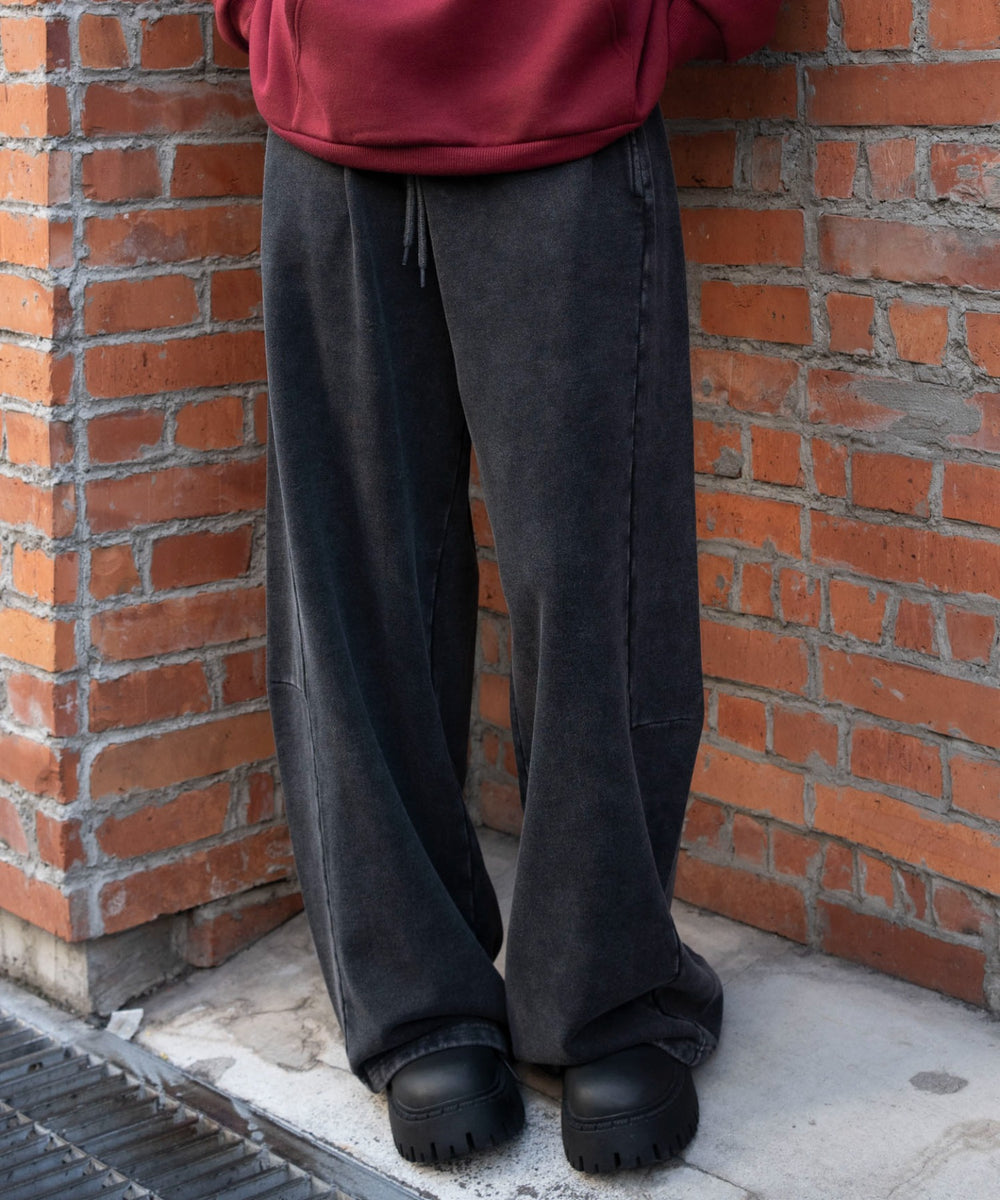 スミクロ　モデル：159cm M着用