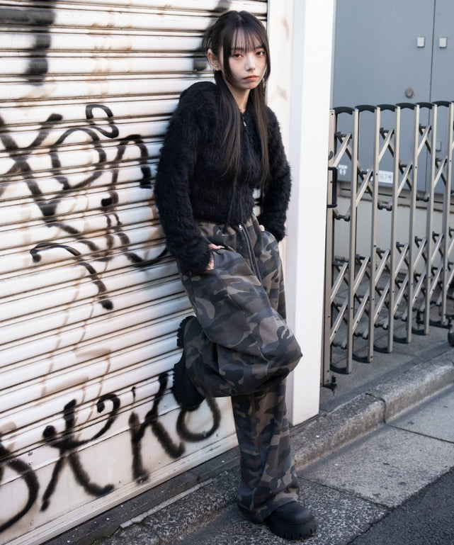 柄１　モデル：159cm M着用