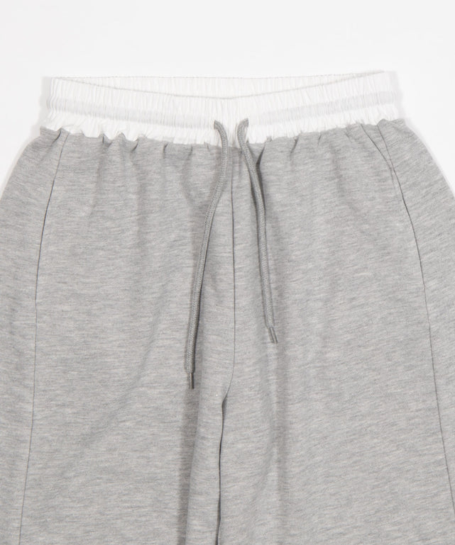 カーブデザインスウェットパンツ